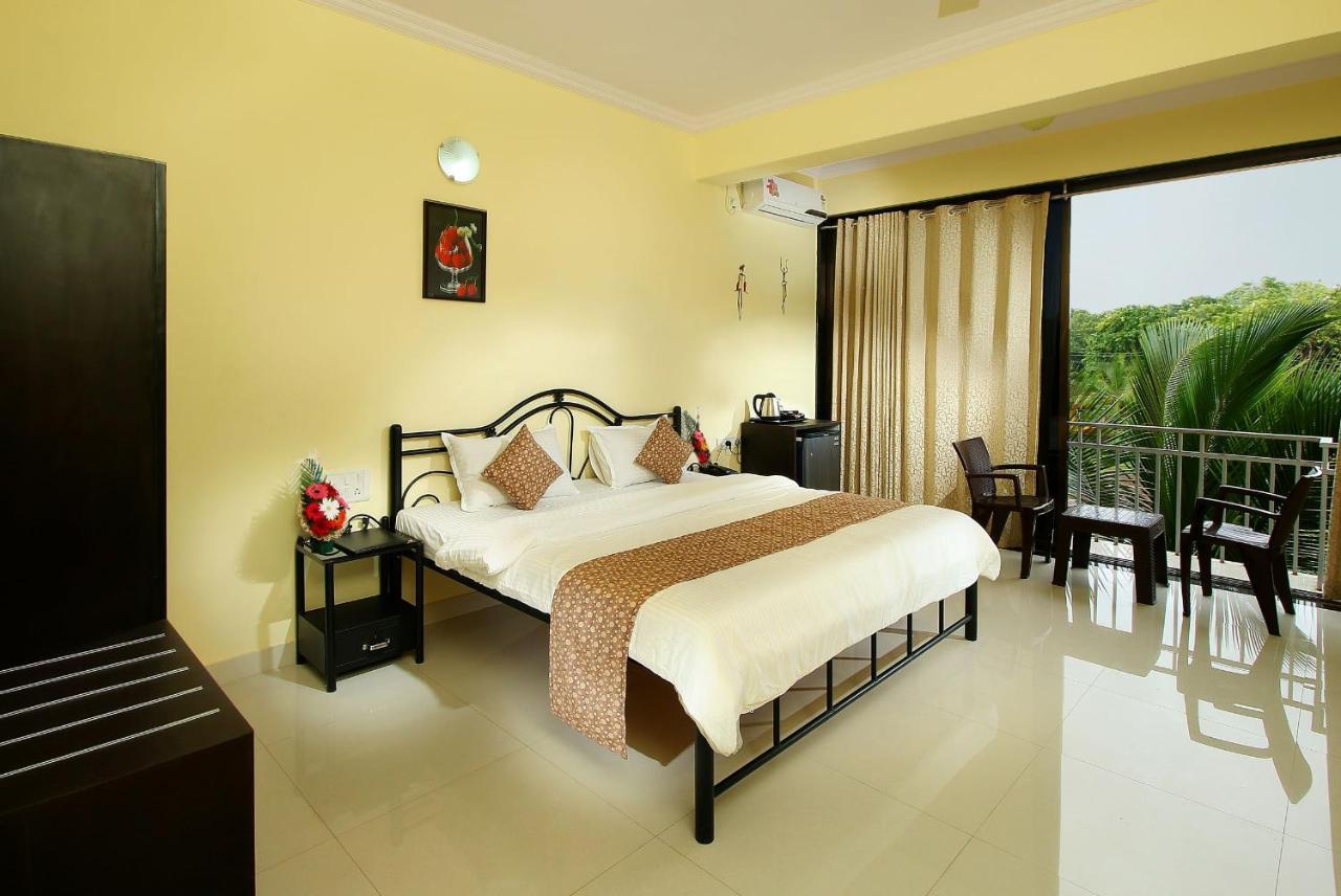 Hotel 7 Seas Вагатор Экстерьер фото